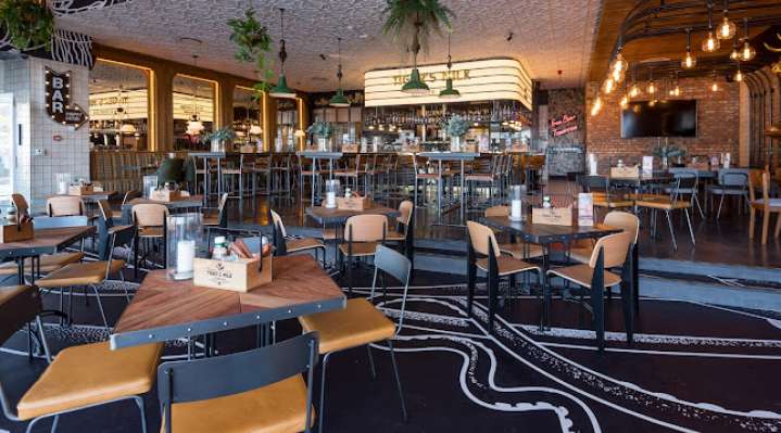 Primi Restaurant