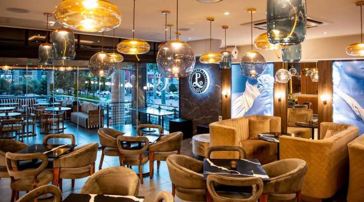 Platinum Belt Restaurant and Lounge