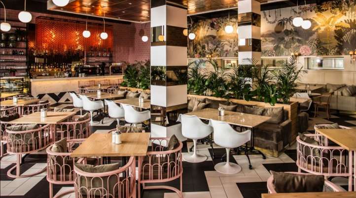 1904 Bistro Americain