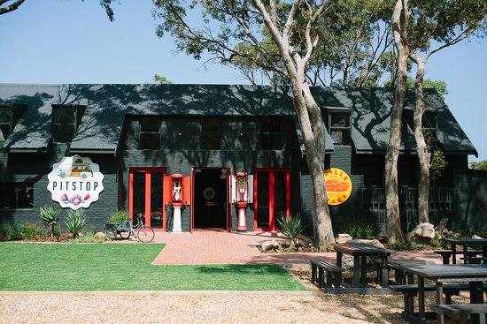 Grille Shack showcase 1