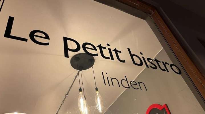 Le petit bistro