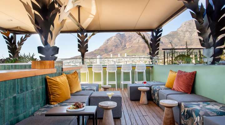 Mountain Club Rooftop Bistro