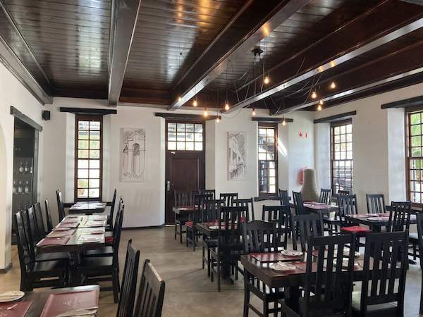 Carvers Restaurant and Tulbach Pub
