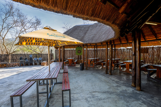 Bush Willow Boma Dining showcase 1