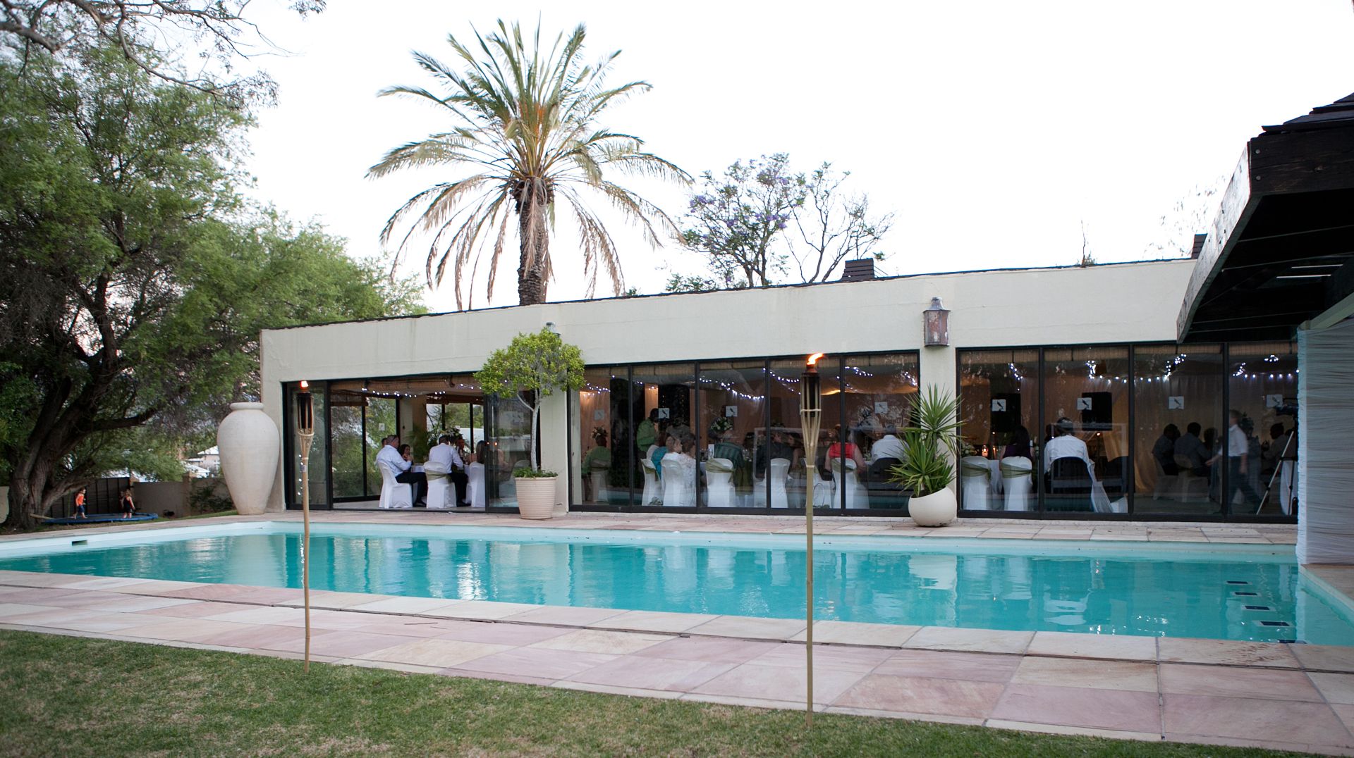 Clanwilliam Lodge showcase 1