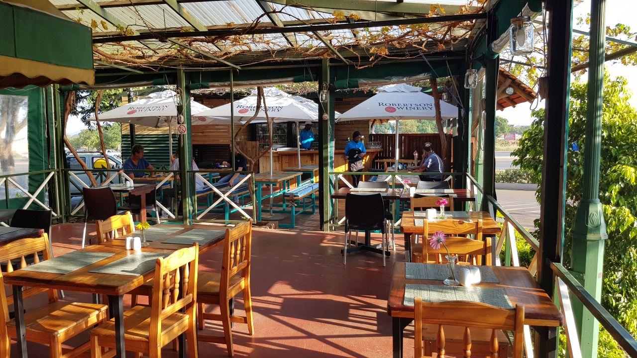 Padlangs Restaurant and Bar