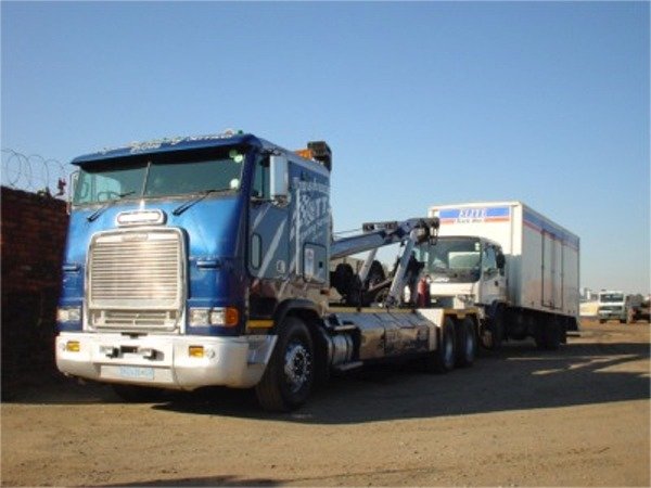 Flamingo Service Station CC showcase 1
