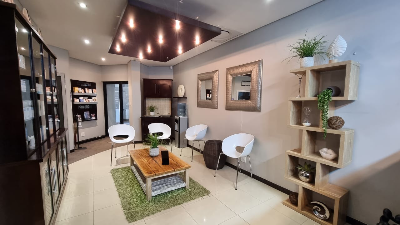 Aesthetics (Dr Nardus le Grange) showcase 1