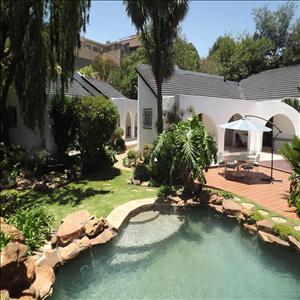 Kloofview Guesthouse CC showcase 1