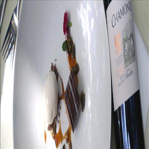 REUBEN'S RESTAURANT & BAR showcase 1