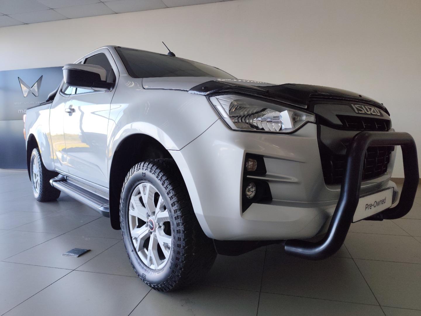 2023 Isuzu D-MAX Extended Cab