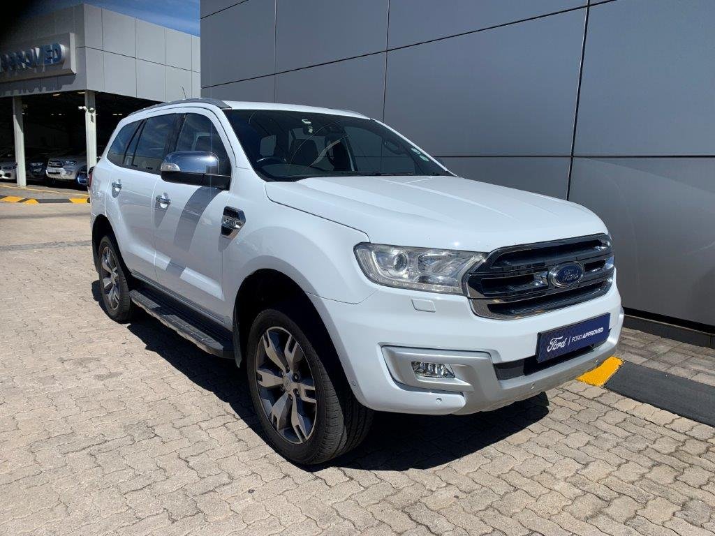 2017 Ford Everest