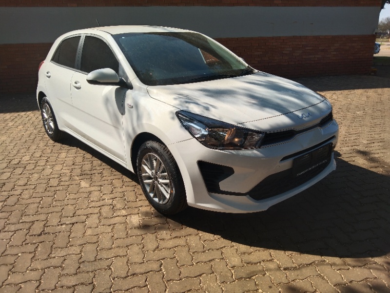 2024 Kia Rio Hatch