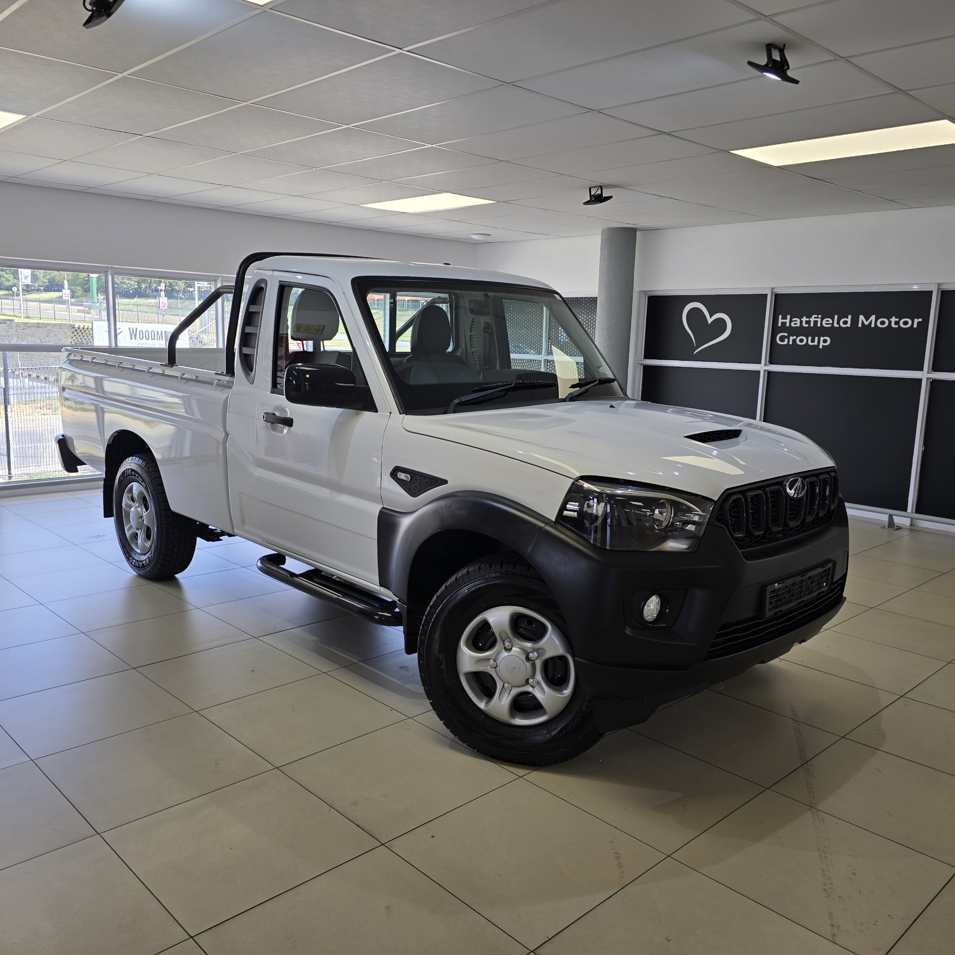 2024 Mahindra Pik-up