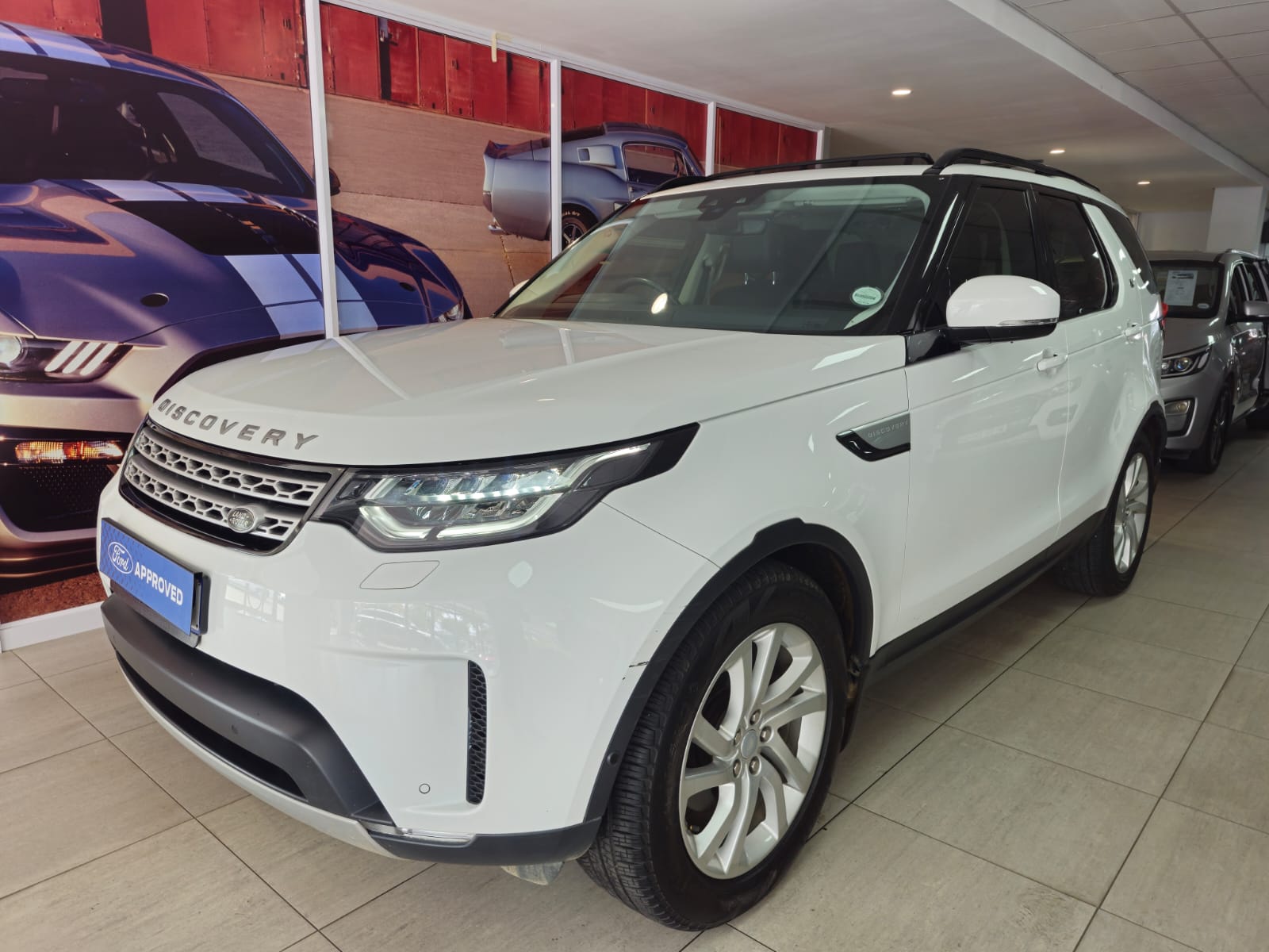 2020 Land Rover Discovery